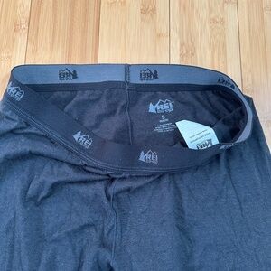 100% merino wool base layer leggings